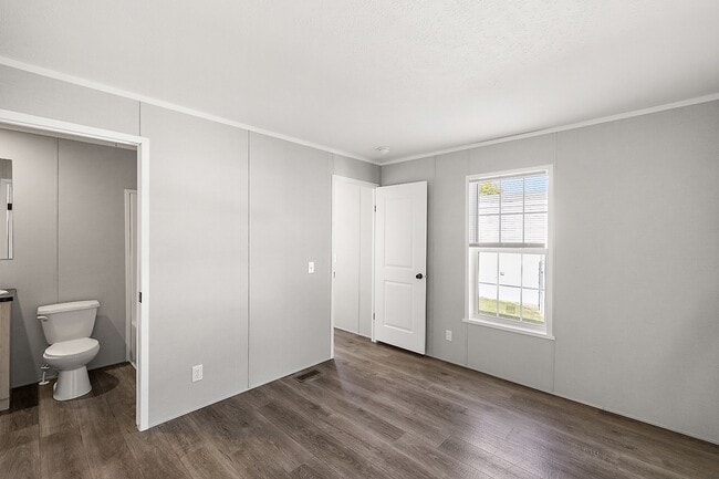 Building Photo - 2609 Thornbury Ln