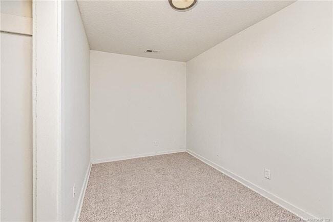 Building Photo - 210 S Plymouth St