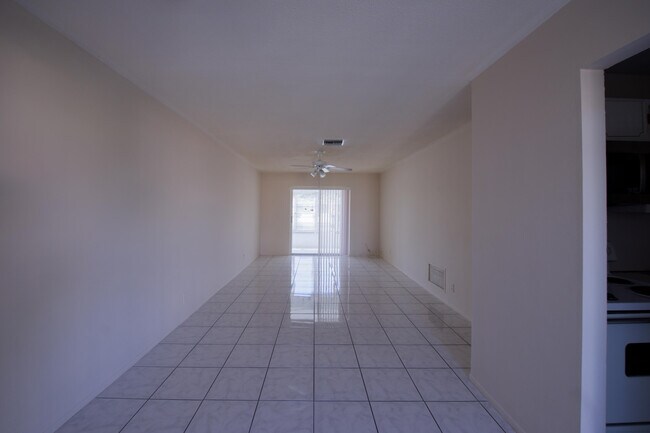 Primary Photo - 2102 NE 1st Way