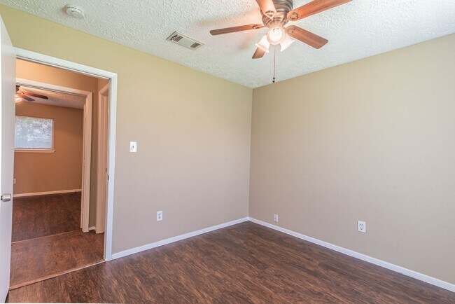 Building Photo - 14210 Galvani Dr