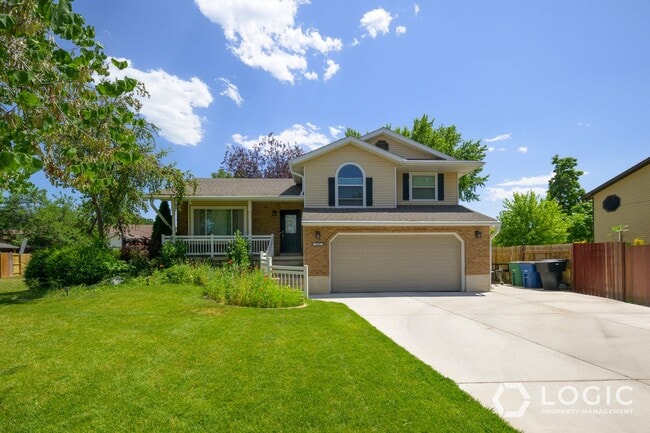 Primary Photo - Beautiful Home in Kaysville UT!