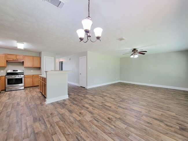 Building Photo - 16842 Marlin Spike Way