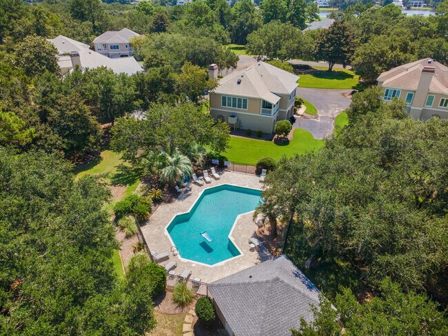 Building Photo - 34 Collins Meadow Dr