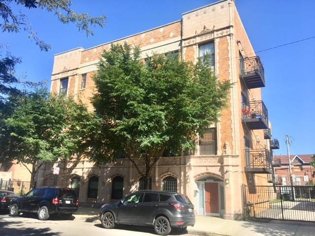 Primary Photo - 2120 W Washington Blvd