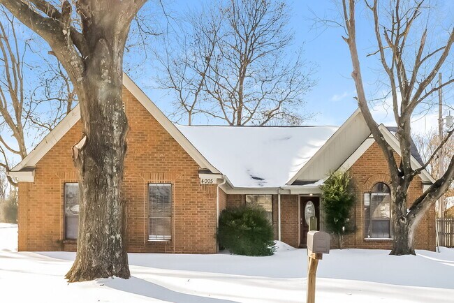 Building Photo - 4005 Eagle Ridge Ln