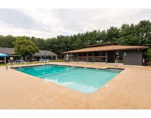 Building Photo - 500 Colonial Dr