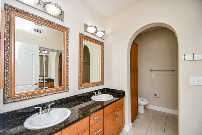 Building Photo - 2299 Lone Star Dr