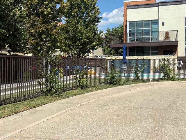 Building Photo - 2608 Museum Way