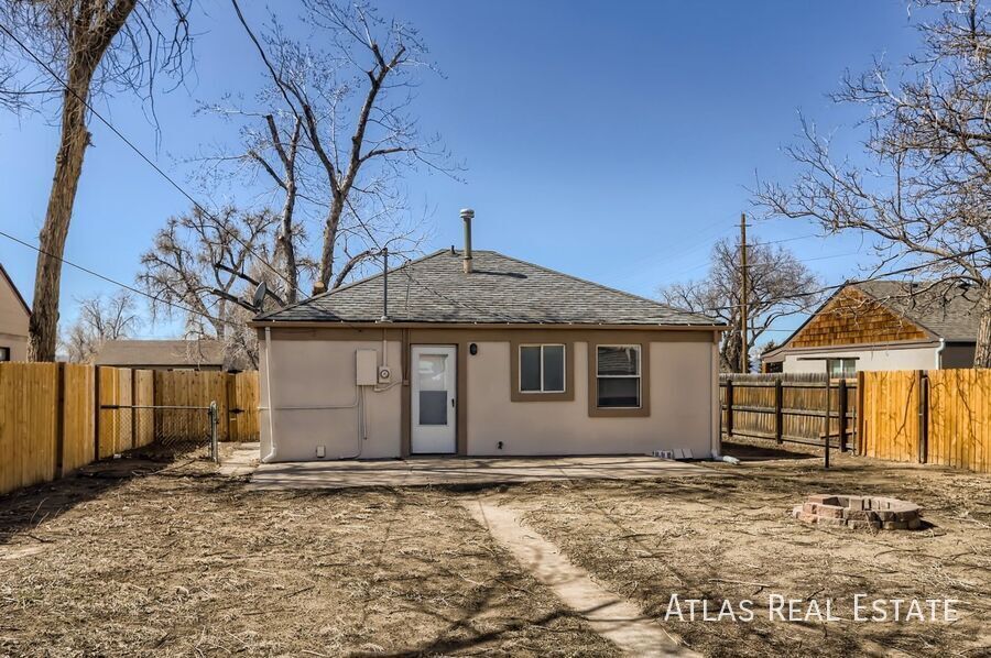 Building Photo - 3450 Birch Street