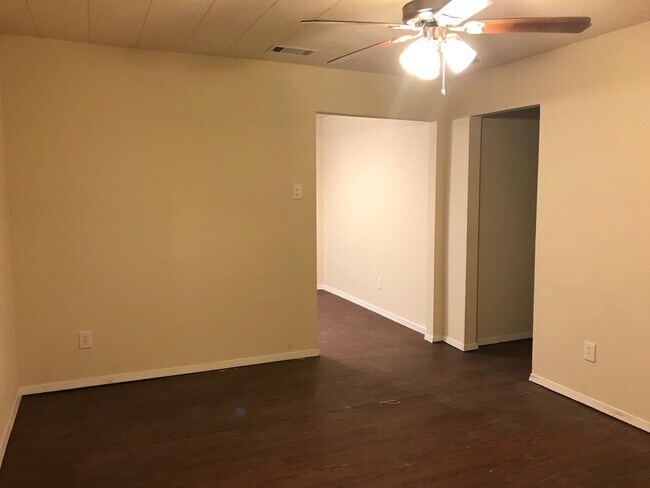 Building Photo - 3516 Flamingo Way