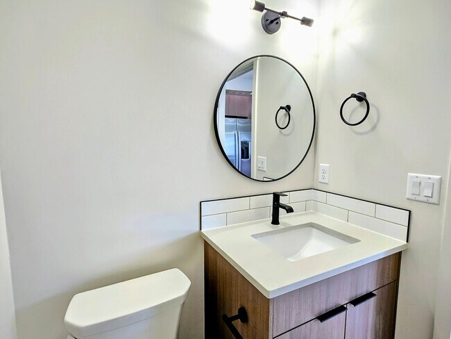 Building Photo - END UNIT- Now Leasing! Brand-New 3 Bed, 2....