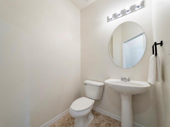 Building Photo - 9120 Moonlit Meadows Loop