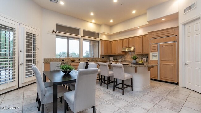 Building Photo - 6461 E Crested Saguaro Ln