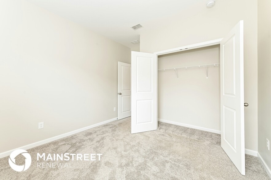 Building Photo - 361 Bowfin Trl