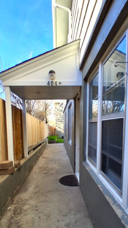 Building Photo - 404.5 S Kimball St