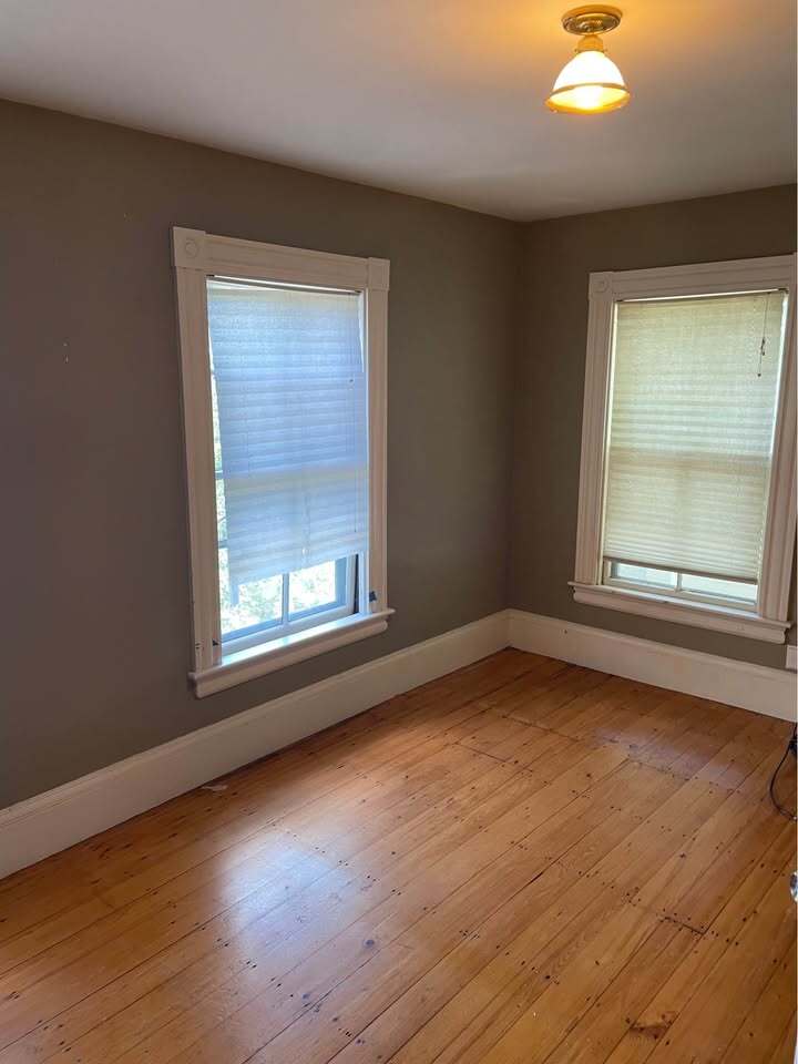 Building Photo - 112 Newtonville Ave