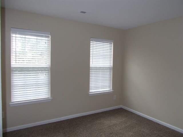 Building Photo - 10505 Meadow Crossing Ln