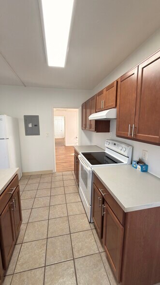 Building Photo - 29 South St