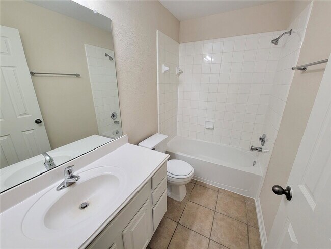 Building Photo - Haley Court, Pearland, TX 77584 - 3 BR 2.5 BA single-family home