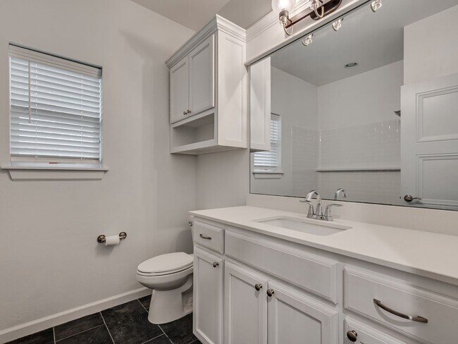 Building Photo - 4 Bedroom + Yukon Schools