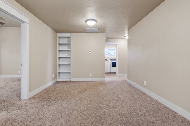 Building Photo - 4300 N Chapala Way