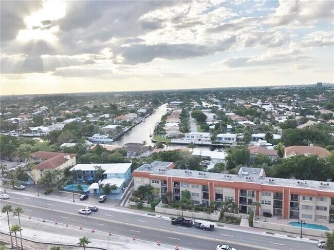 Building Photo - 4250 Galt Ocean Dr