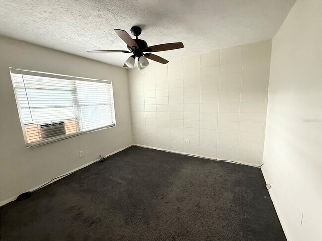 Building Photo - 639 Ramona Ln