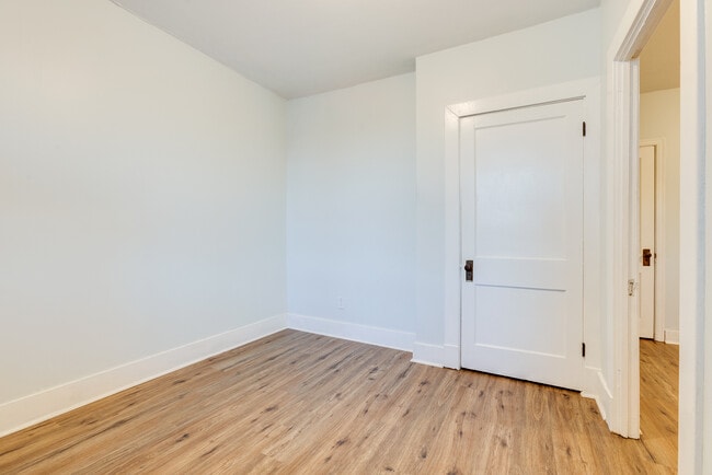 Building Photo - 525 Washington Ave