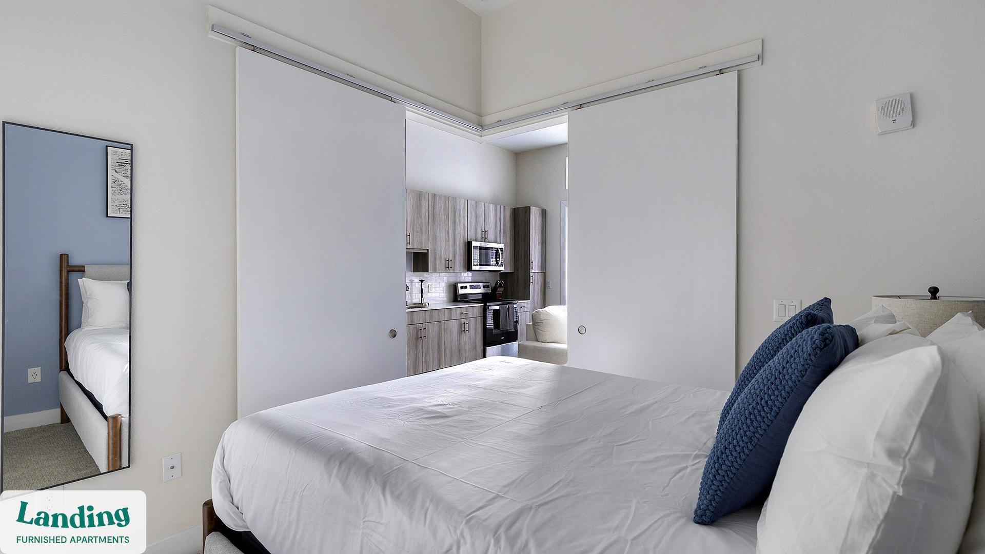 Building Photo - 401 Hemphill St