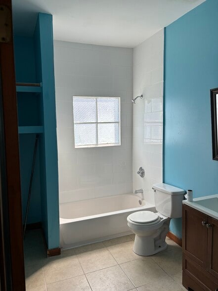 Building Photo - 2515 Eagle St