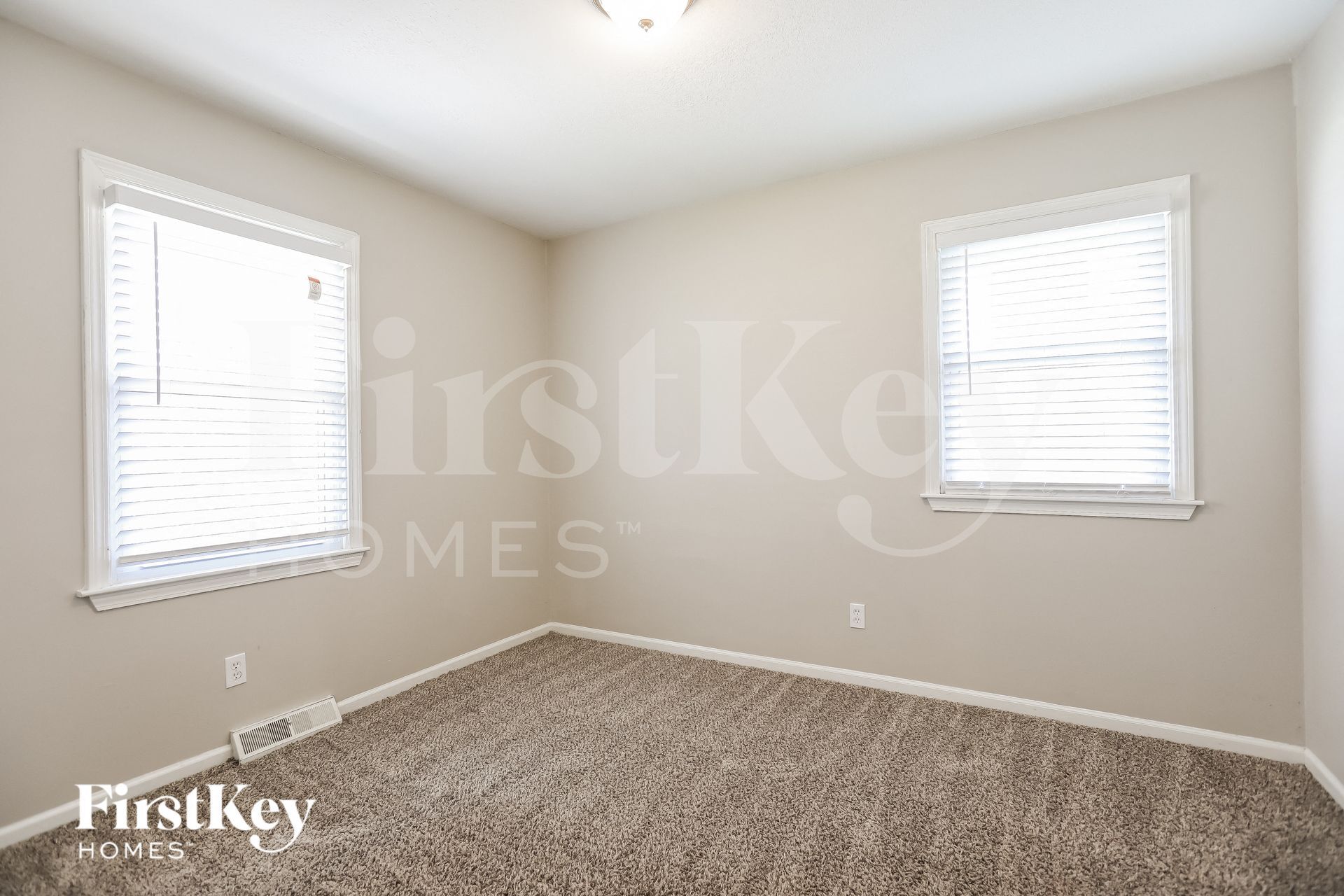 Building Photo - 515 NE 98th Terrace