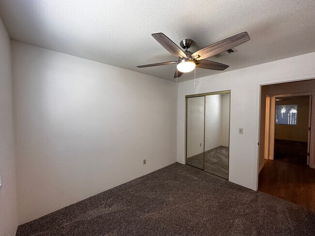Building Photo - 3551 N Verdugo Rd