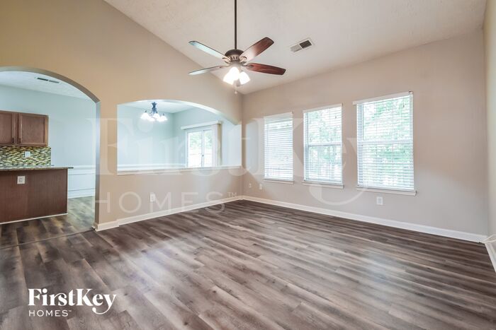 Building Photo - 6759 Clearstream Way
