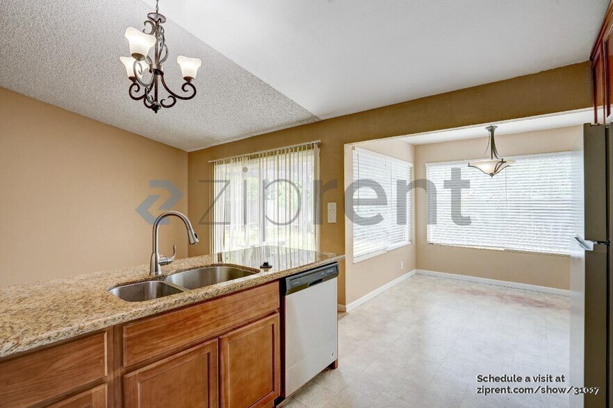 Building Photo - 619 Barnacle Way