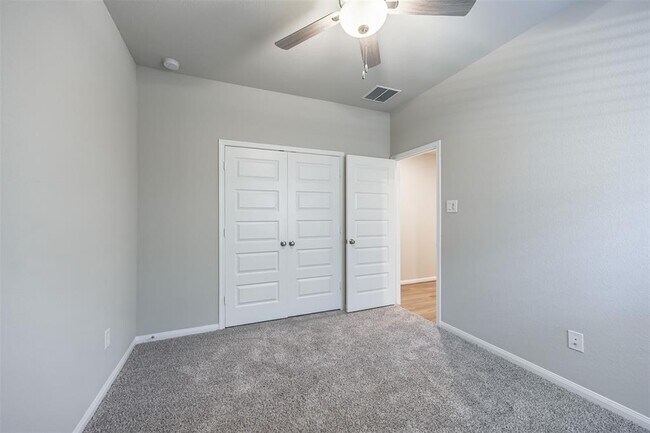 Building Photo - 17586 Rosette Grass Dr