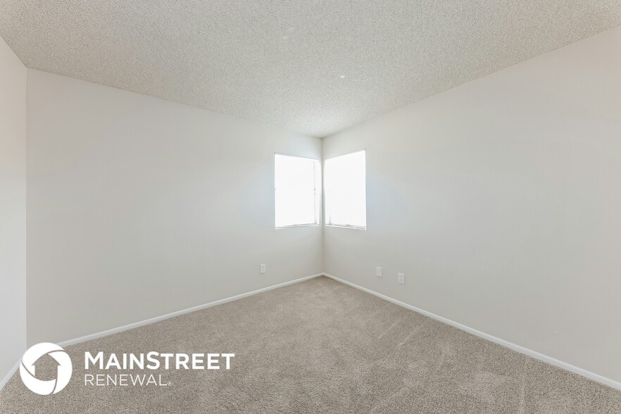Building Photo - 6107 W Acoma Dr