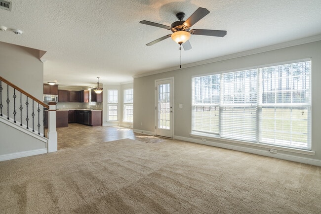 Building Photo - 141 Powers Dr