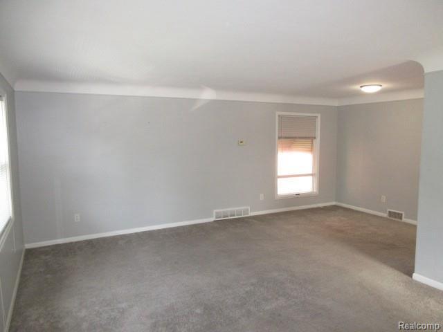 Building Photo - 322 Catalpa Dr