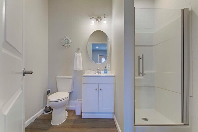 Building Photo - 1610 Cooper Foster Park Rd