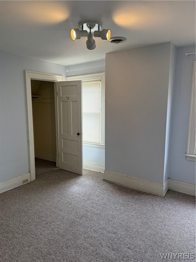 Building Photo - 344 Elmwood Ave