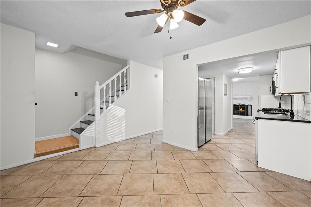 Building Photo - 579 Northridge Crossing Dr