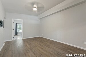 Building Photo - 102 Mace St