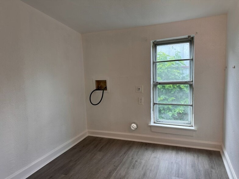 Building Photo - 2516 Ivy St