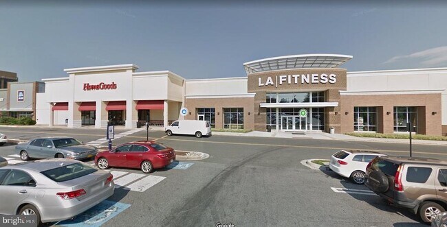 Building Photo - 884 Quince Orchard Blvd