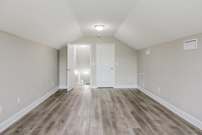 Building Photo - 33709 Ivy Parke Pl