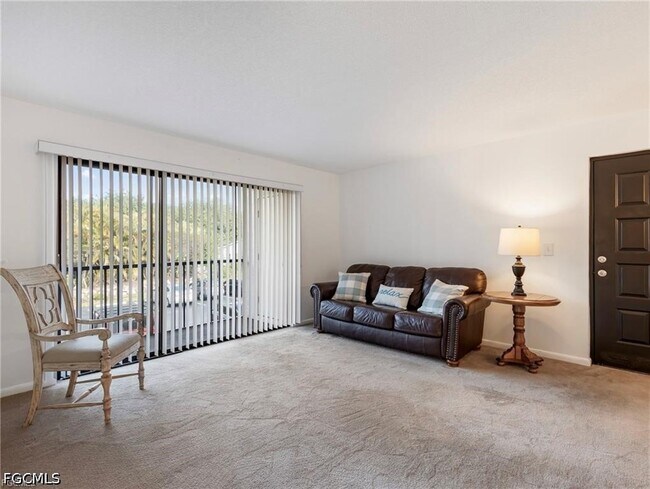 Building Photo - 9540 Green Cypress Ln