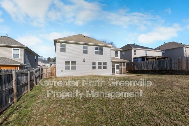 Building Photo - 124 Scottish Ave