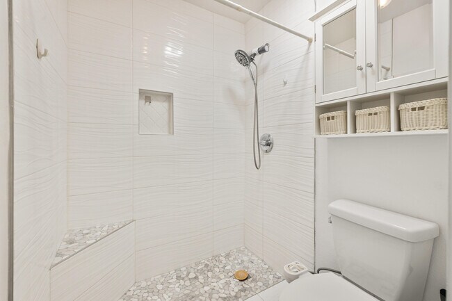 Building Photo - 77835 California Dr