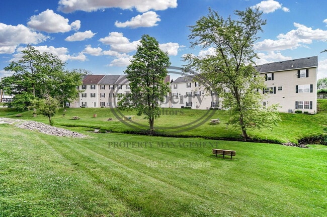 Building Photo - 1113 N Byrne Rd