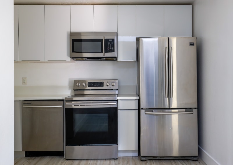 Building Photo - 850 N Van Ness Ave